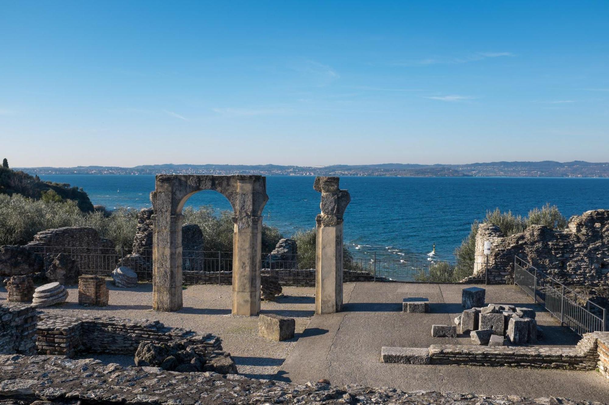 Sorridi Al Lago Sirmione Exterior photo